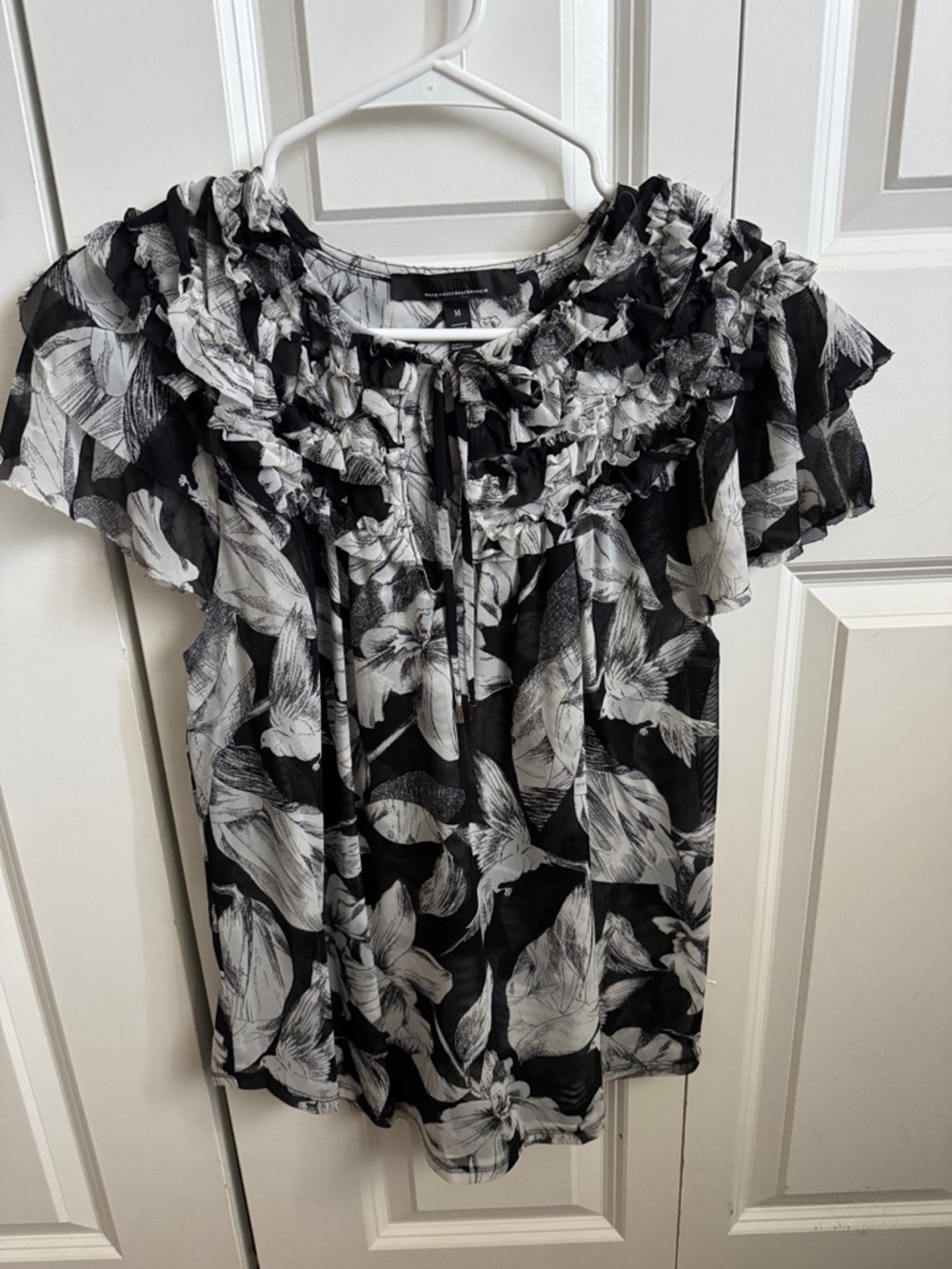 White House Black Market Black & White Floral Ruffle Tie-Neck Blouse